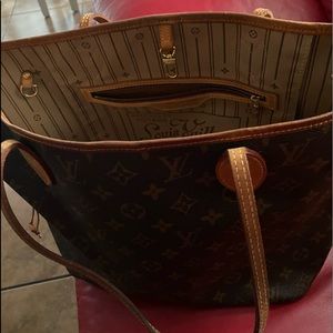 Louis Vuitton never full MM